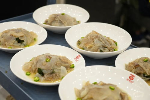 鮮美專列 300名香港游客組團(tuán)抵湛賞美景吃海鮮